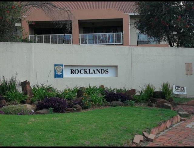 2 BEDROOM APARTMENT FOR SALE IN LYNDHURST